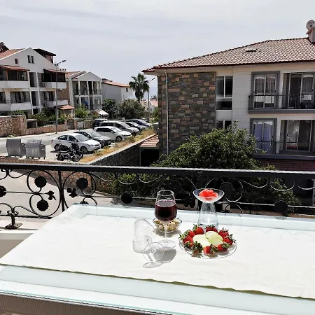 Apartment Center,4+1,terrace,sea-mountain View,2 Wc *